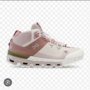 On Cloudtrax Hiking Boots W6.5